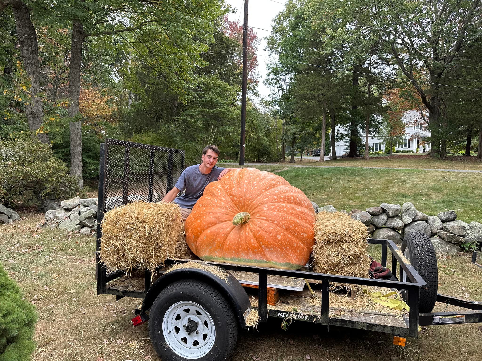Topsfield Fair's record-breaking 2,507 lbs pumpkin winner
