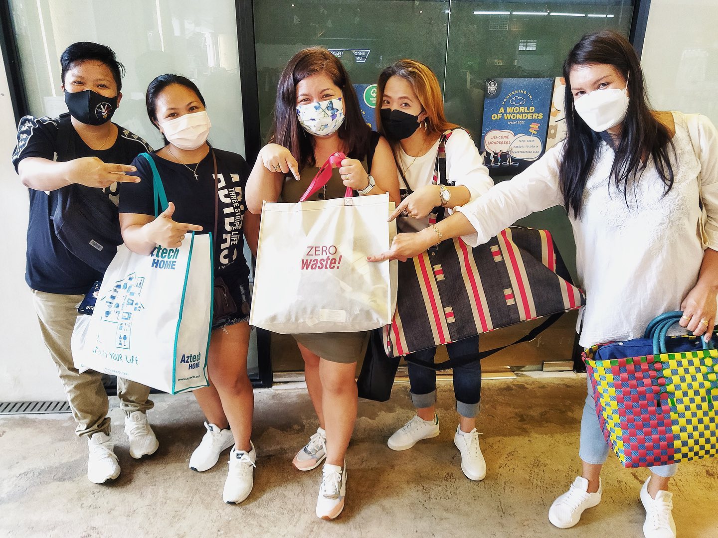 Cloop - 🥰 Giving back to the community Cloop hosted a... | Facebook