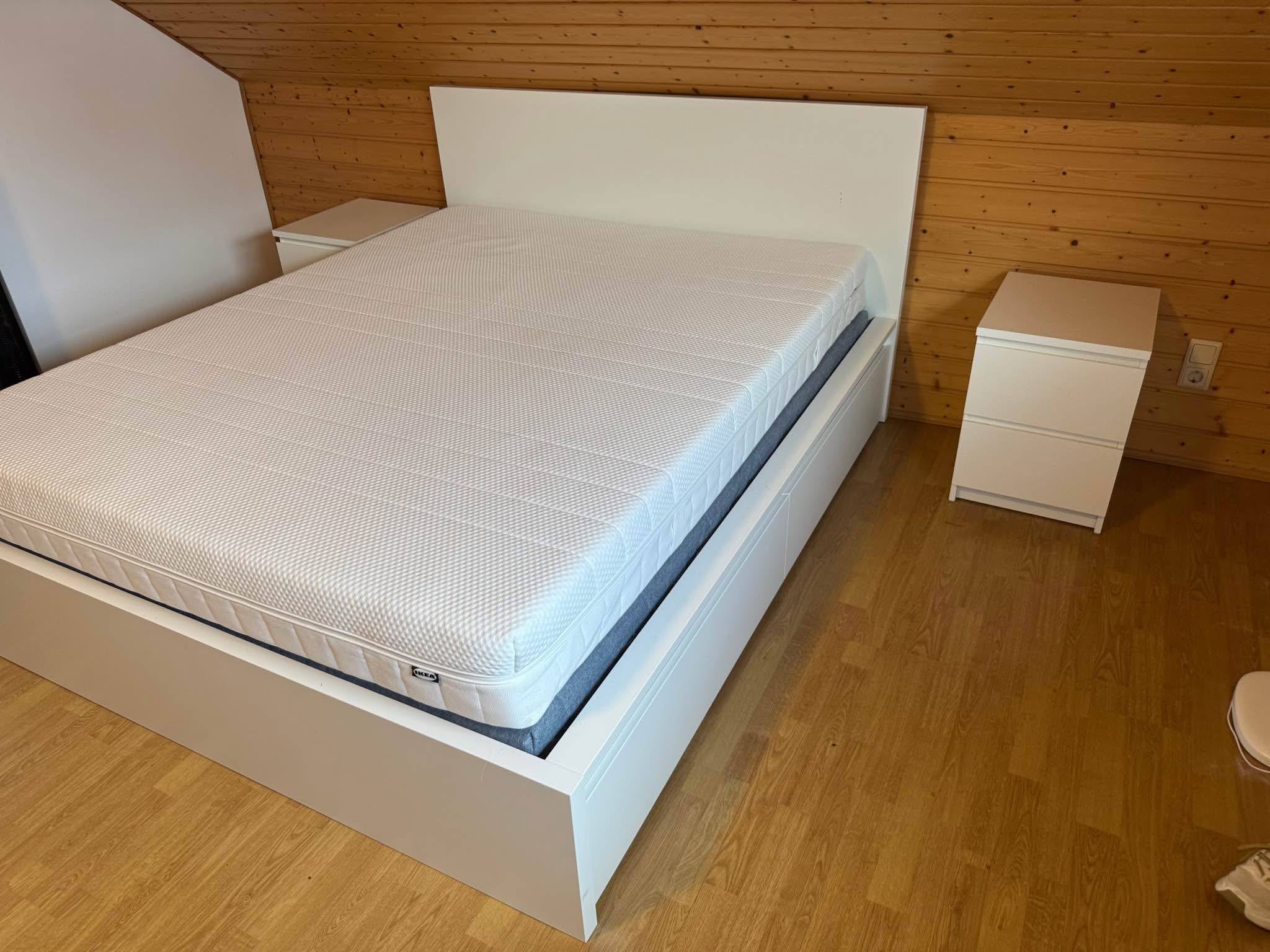 PCS SALE! Queen Bedroom Set | Used - like new | €150.00 | Ramstein 