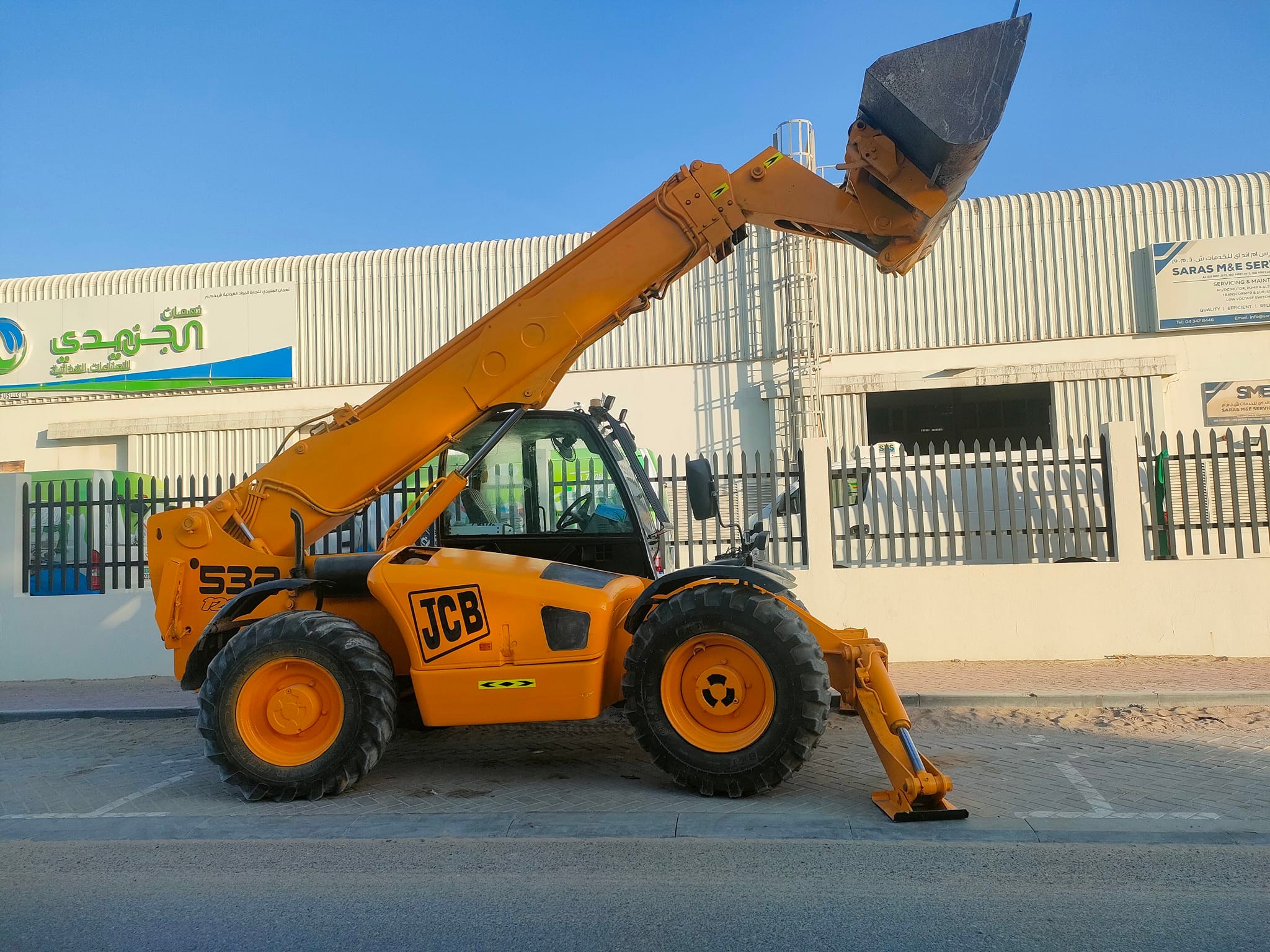 Muhammad asif loading and lifting equipment rental LLC | Dubai