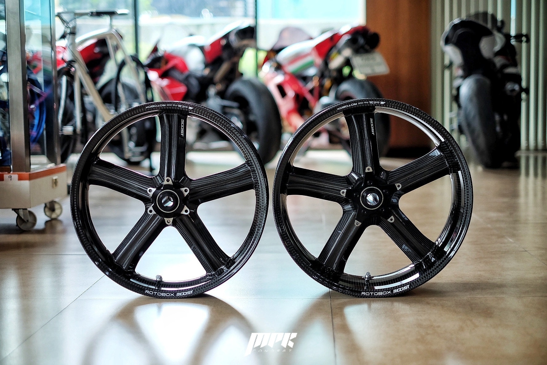 MPK Concept - 🚩ROTOBOX BOOST CARBON WHEELS BMW S1000 RR... | Facebook