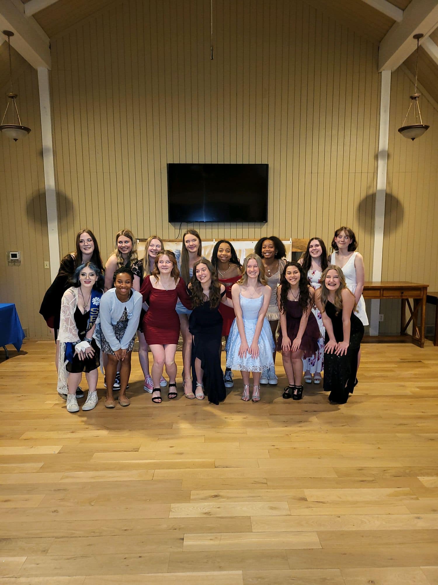 Palmer Ridge High School Varsity Poms Team | Monument CO