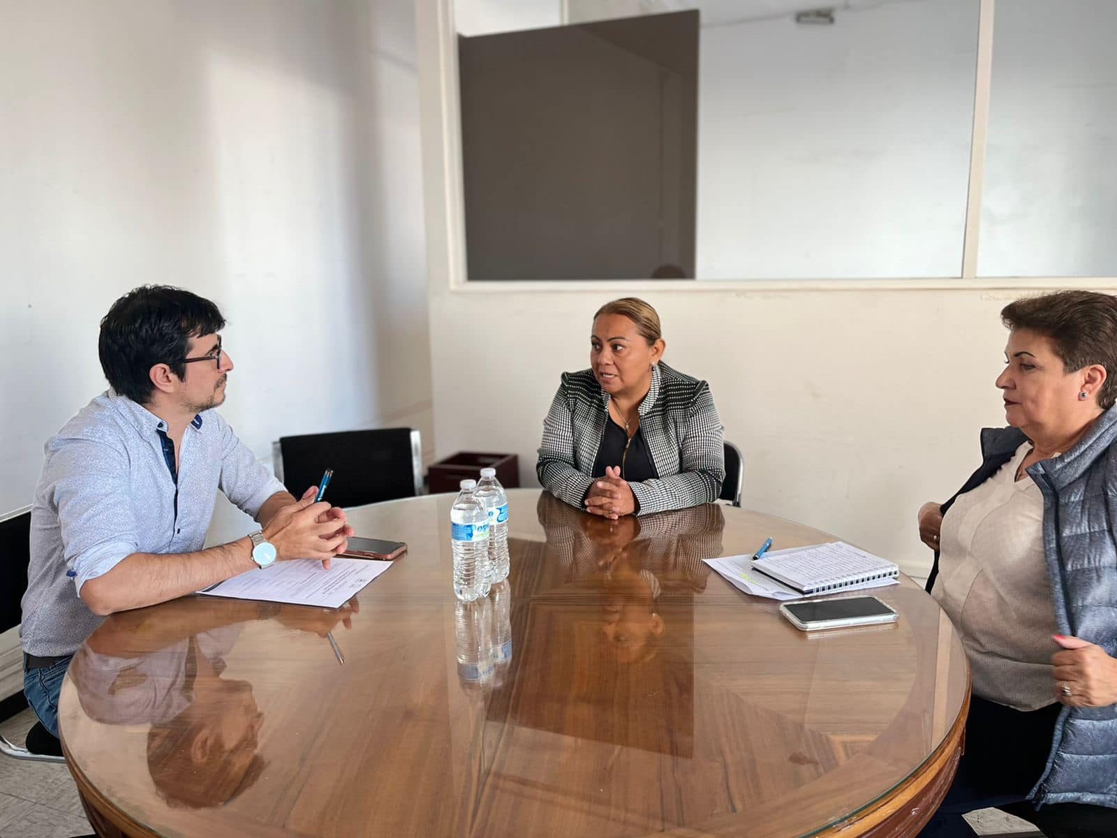 Fundación Mefac - Reunión de trabajo de la Lic. Zugeily Cabrera Flores ...