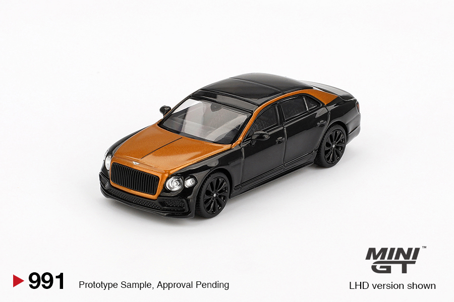 Mini GT's Top Secret Gold Chrome Set at Tokyo Auto Salon 2025