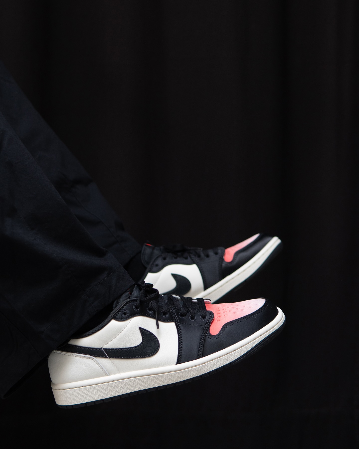 ?11AM? NIKE AIR JORDAN 1 RETRO LOW OG 