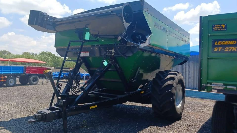 DULLSTROOM NOW | New Giant Debulking Trailers Available For Sale At Mad ...