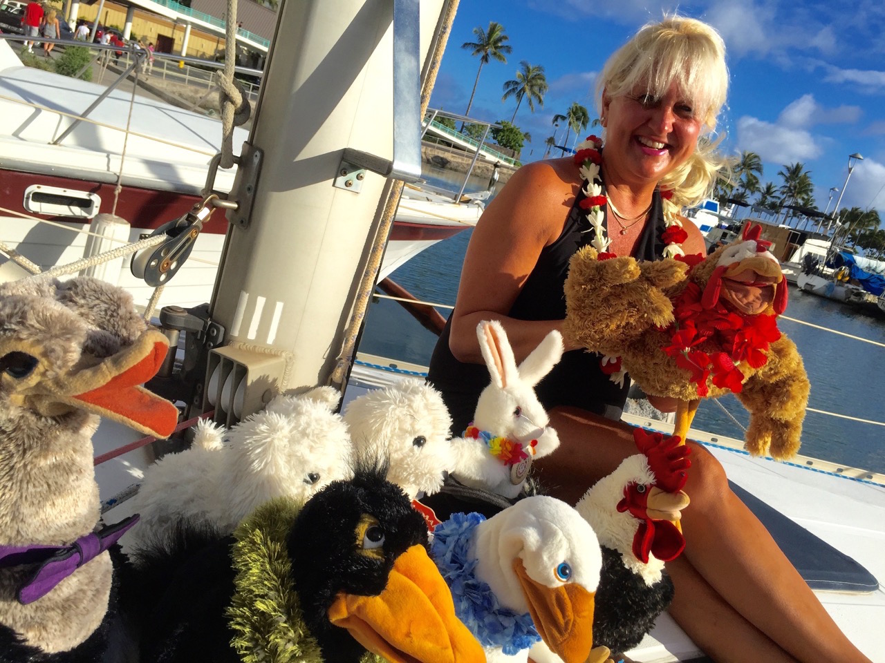 DaKind Signing Puppets