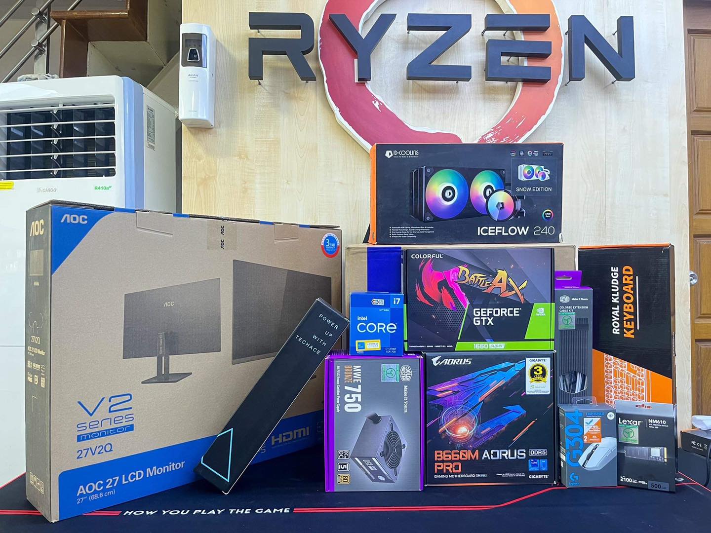 Core i7-12700F 2.1GHz (20 CPUs), 8GB RAM, 512GB M.2 SSD, GeForce 