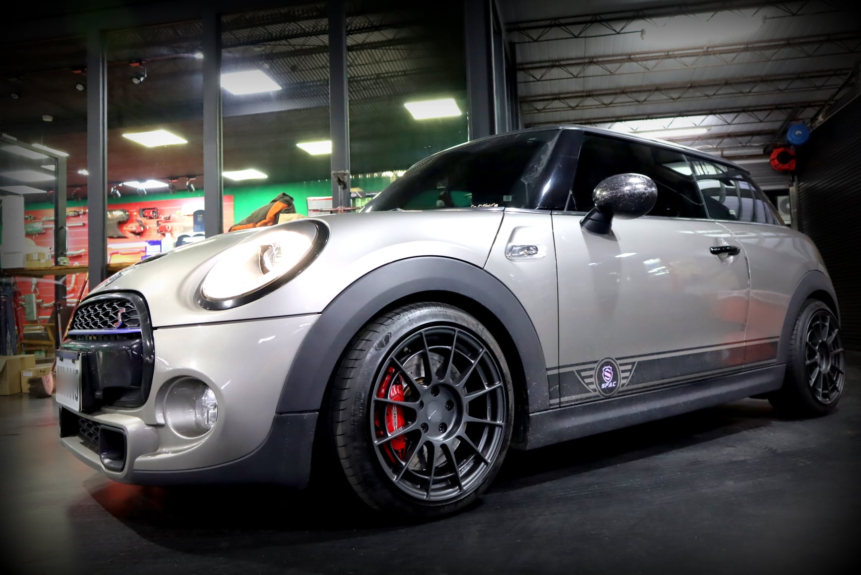 MINI F56 COOPER S 換裝 ENKEI NT03RR... - 布魯商行(Blues Garage) | Facebook