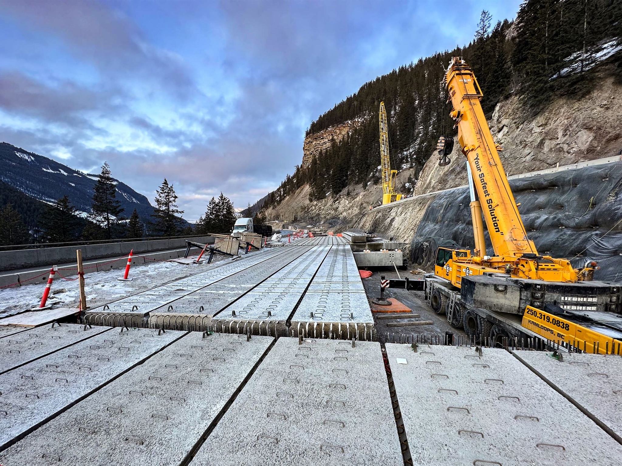Kicking - Kicking Horse Canyon Constructors is making rapid progress in ...