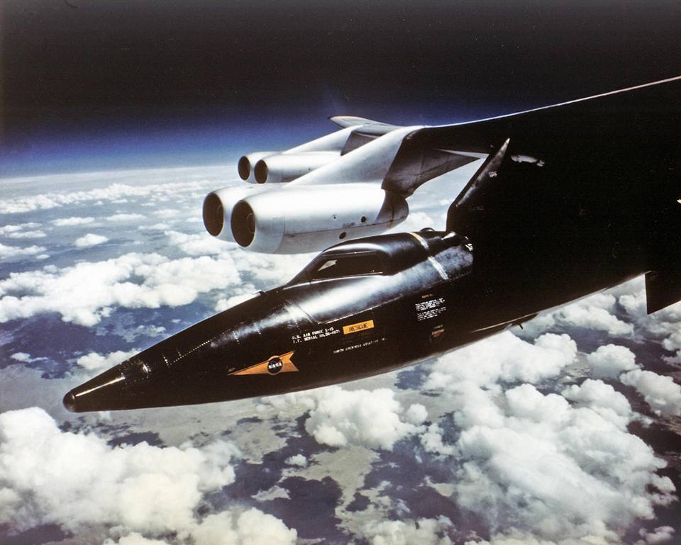 The North American X-15: A hypersonic pioneer! 🚀 Its