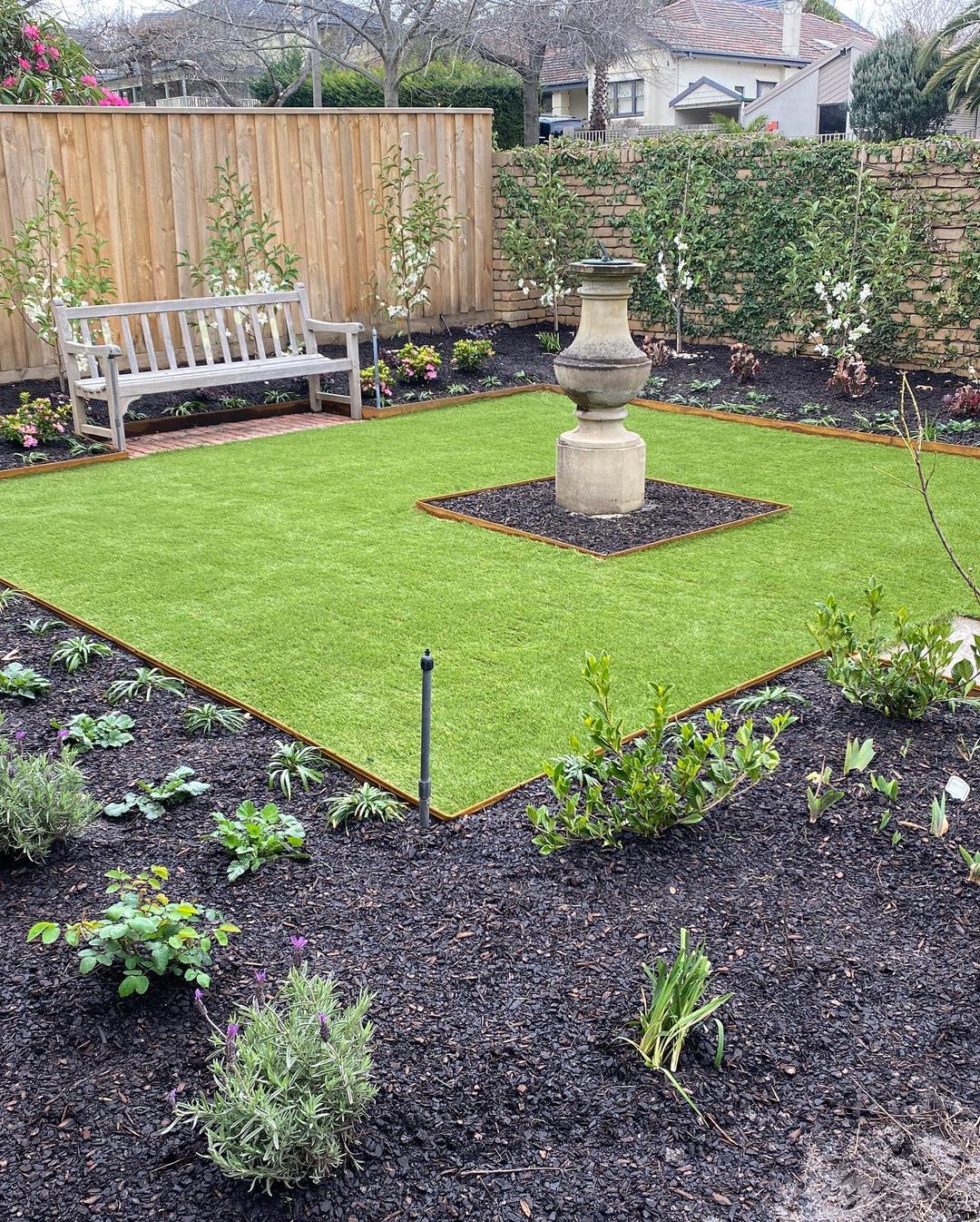 Get the wow factor for your... - FormBoss Metal Garden Edging | Facebook