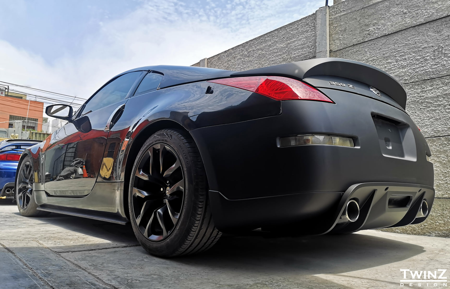TwinZ Design - Check out our new rear diffuser, rear spats...