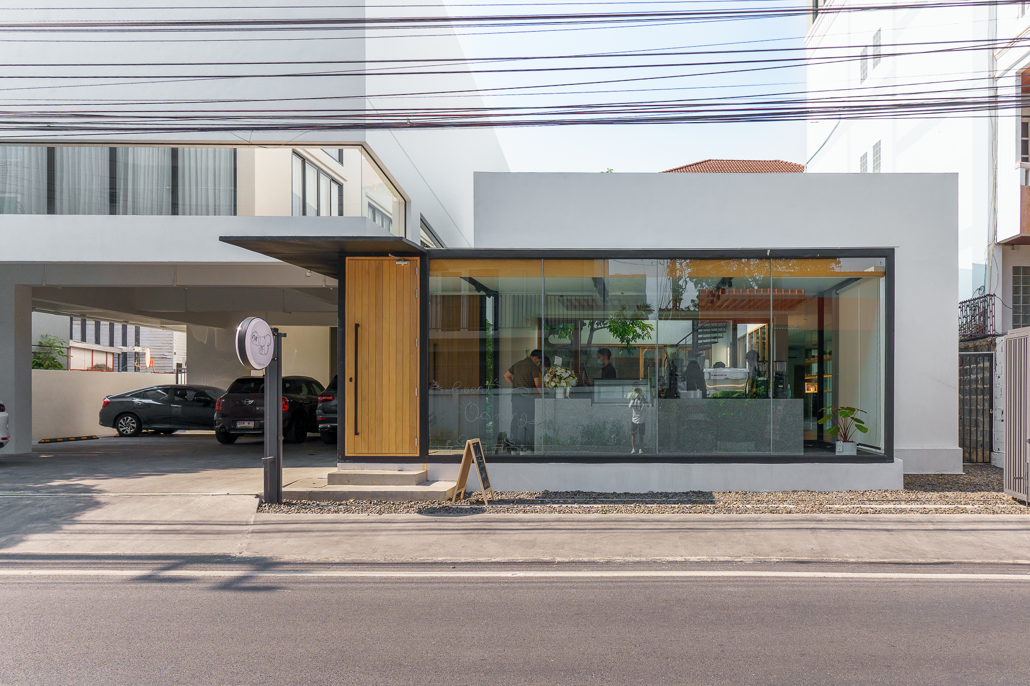 The Privilege - Risu Cafe คาเฟ่เปิดใหม่ ในซอยเอกมัย 12...
