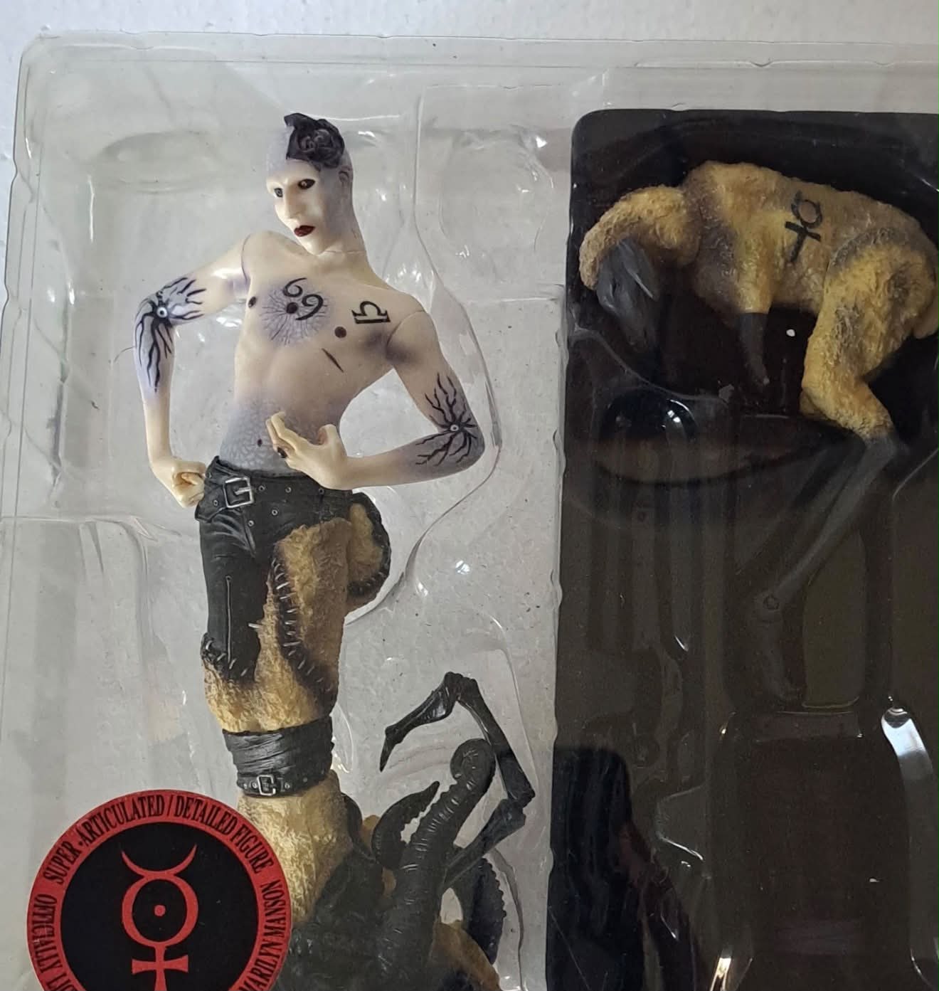 What scale is this Marilyn Manson action figure?