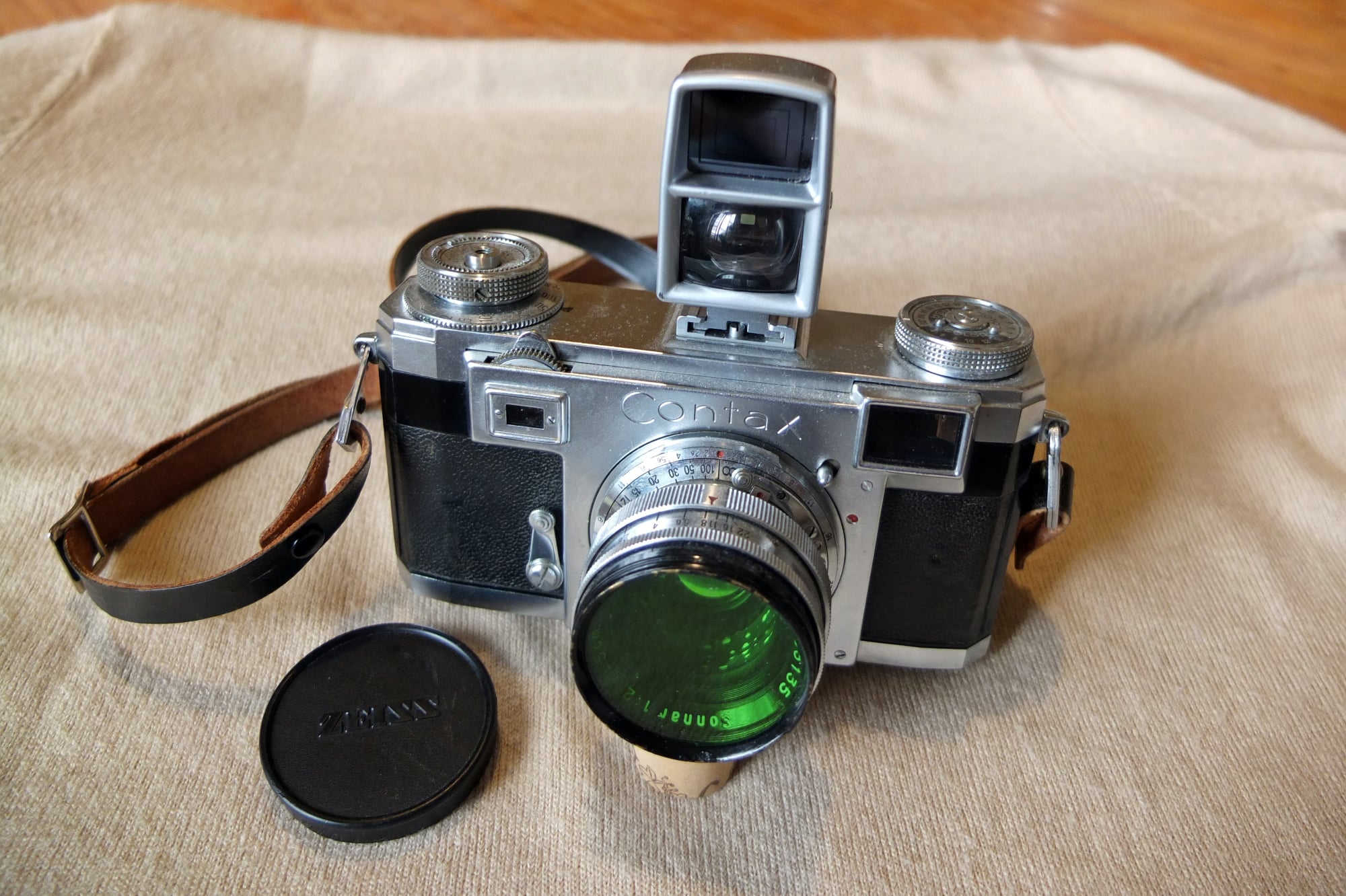 1937 Contax II Zeiss-Ikon camera with 50mm f/1.5 Sonnar lens
