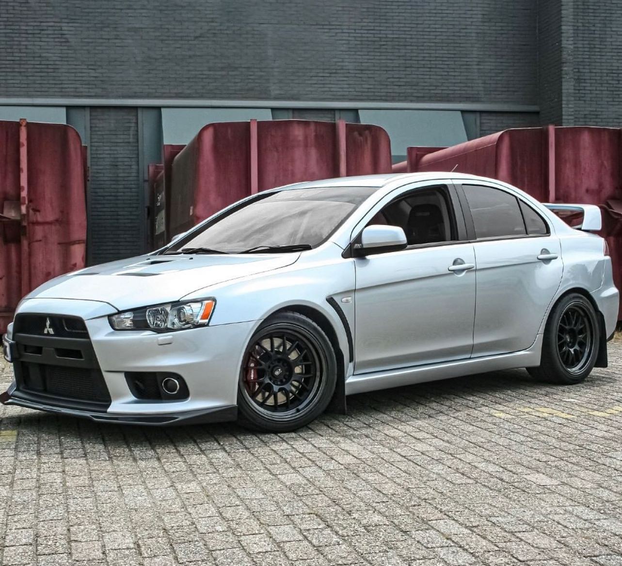 RareRims.nl - Mitsubishi Lancer EVO X op onze Rota MXR 18inch 9,5J ...