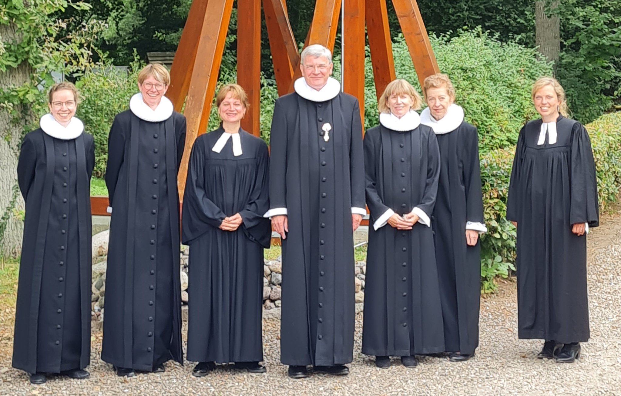 Den - I går blev den nye præst i Ugle herreds danske pastorat, Nina ...