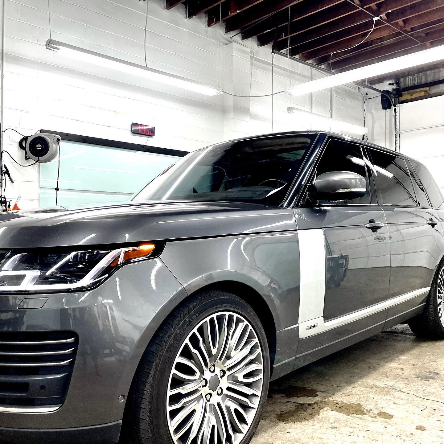 Range Rover Supercharged 🔥🔥 PRIME... - Mario's Tint Shop