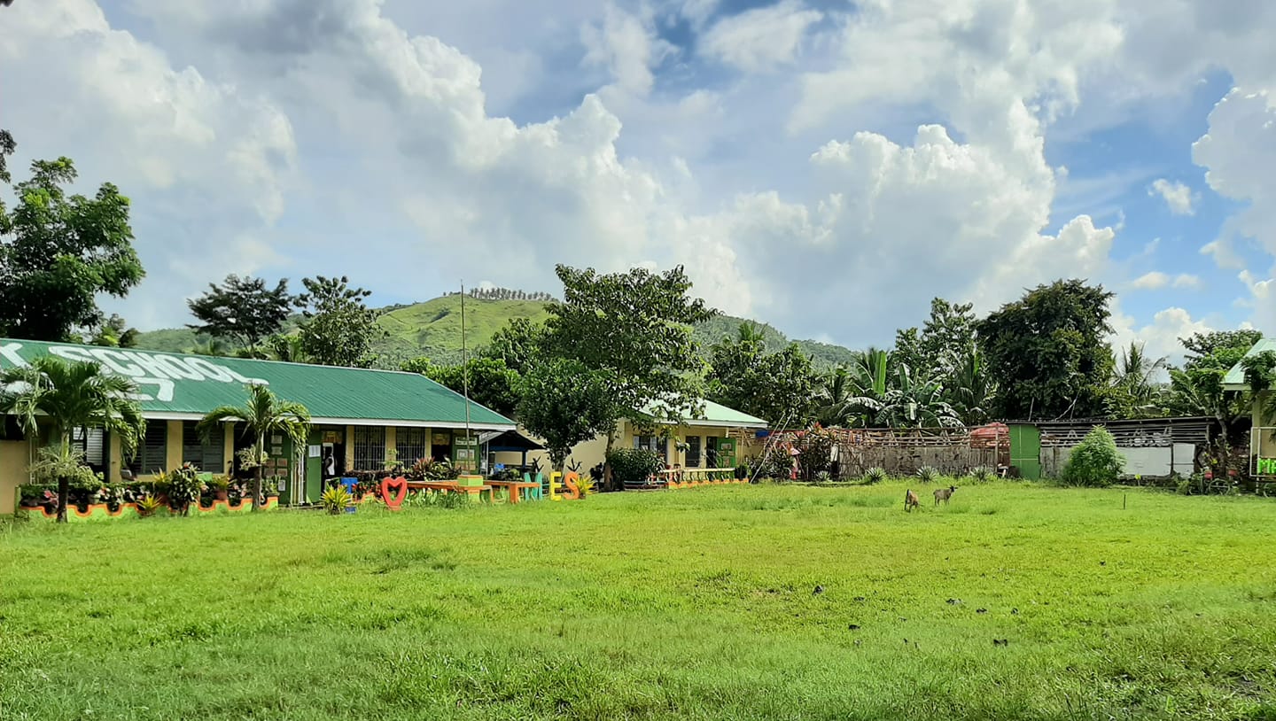 DepEd Tayo Apasan... - DepEd Tayo Apasan ES - Quezon Province
