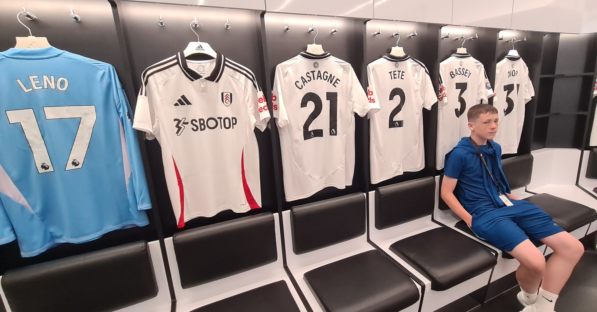 ?????? ??? ???????? ???? Fulham FC Official 