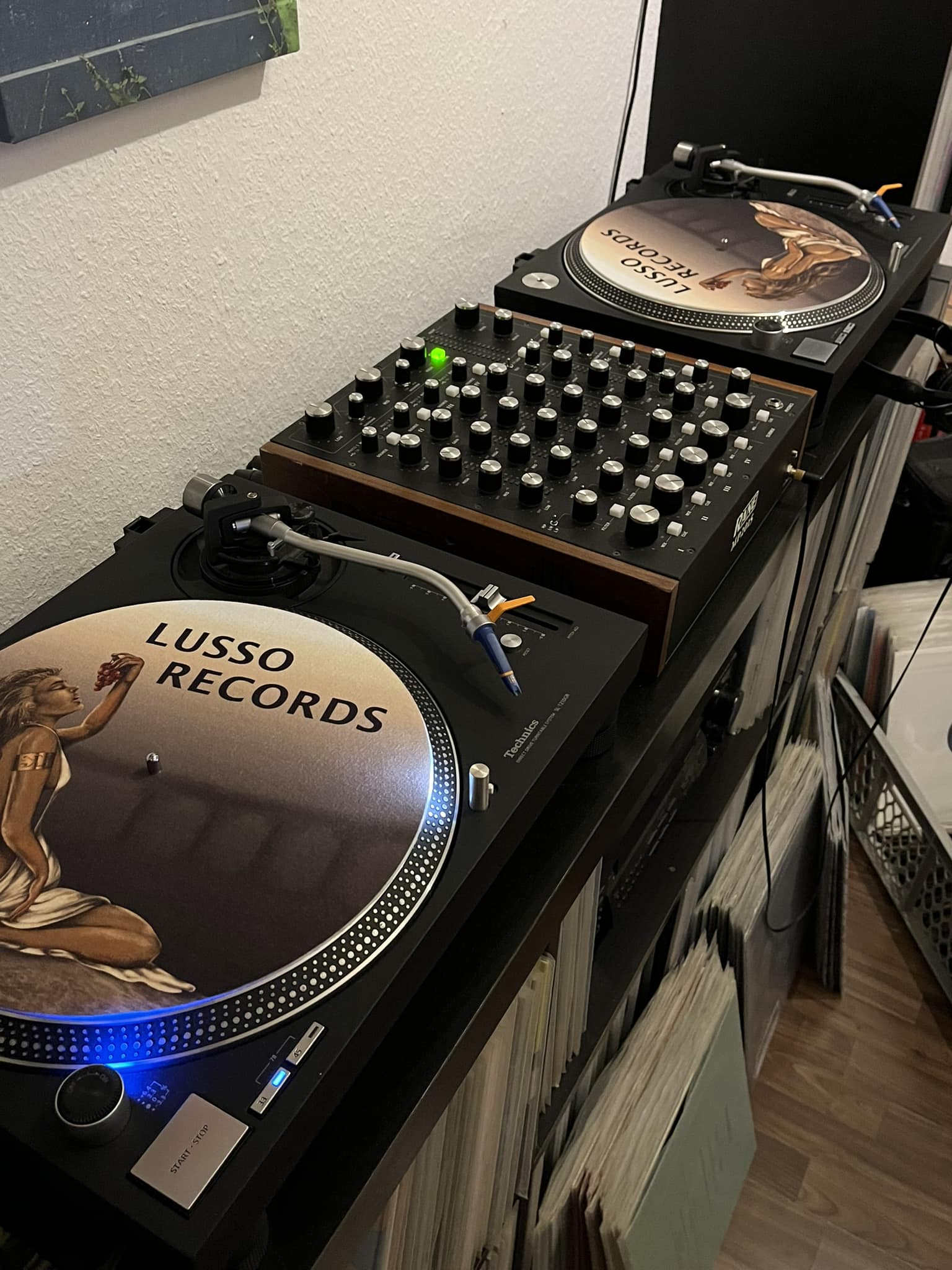 Technics 1200s mk3 setup with Rane 4
