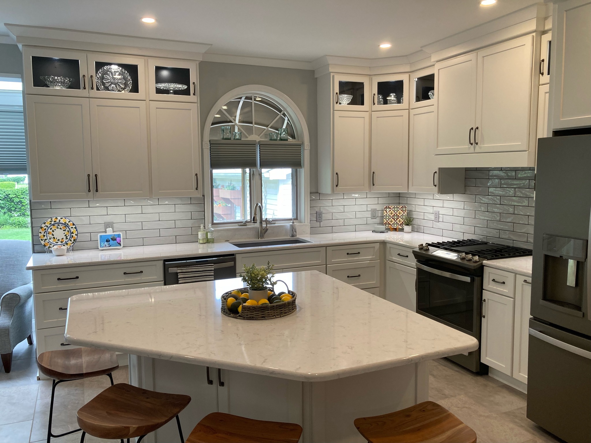 K&D Countertops - This gorgeous kitchen island is a show...