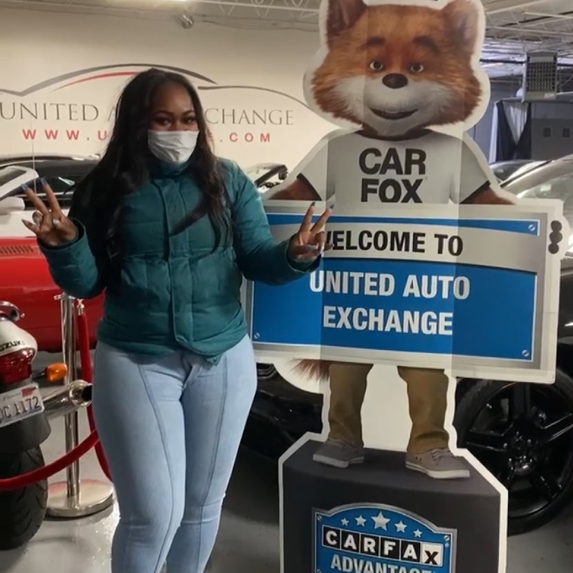 United Auto Exchange Addison Illinois Aesthetic Wallpaper