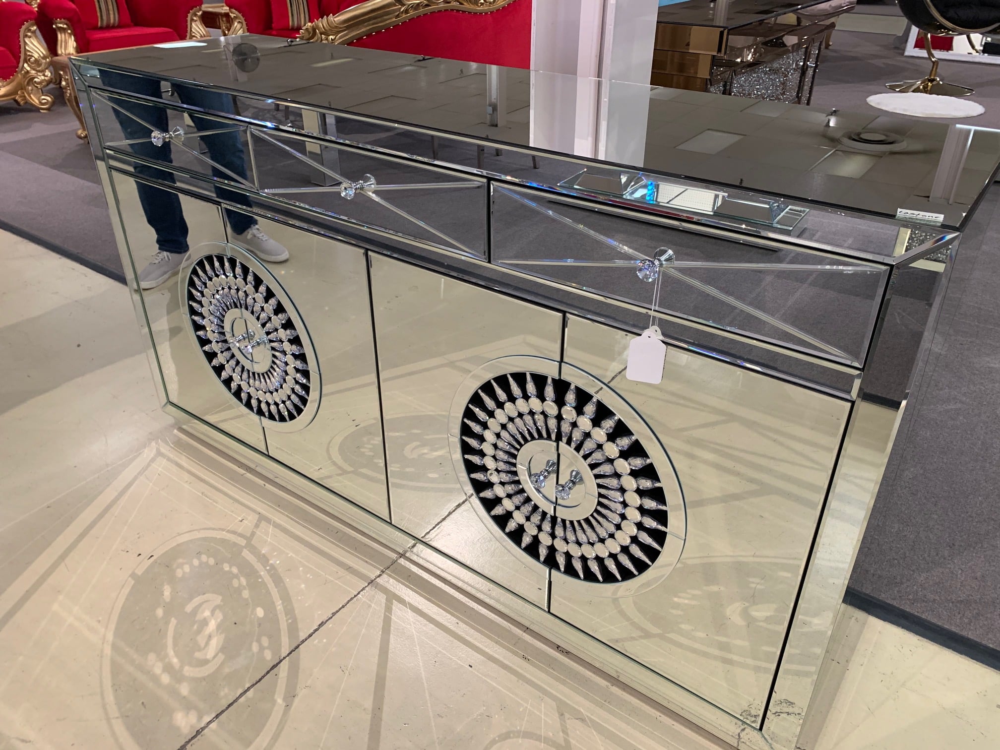 ⚠️Store Closing🚨 Lease Expires April.... - Home Decor Imports