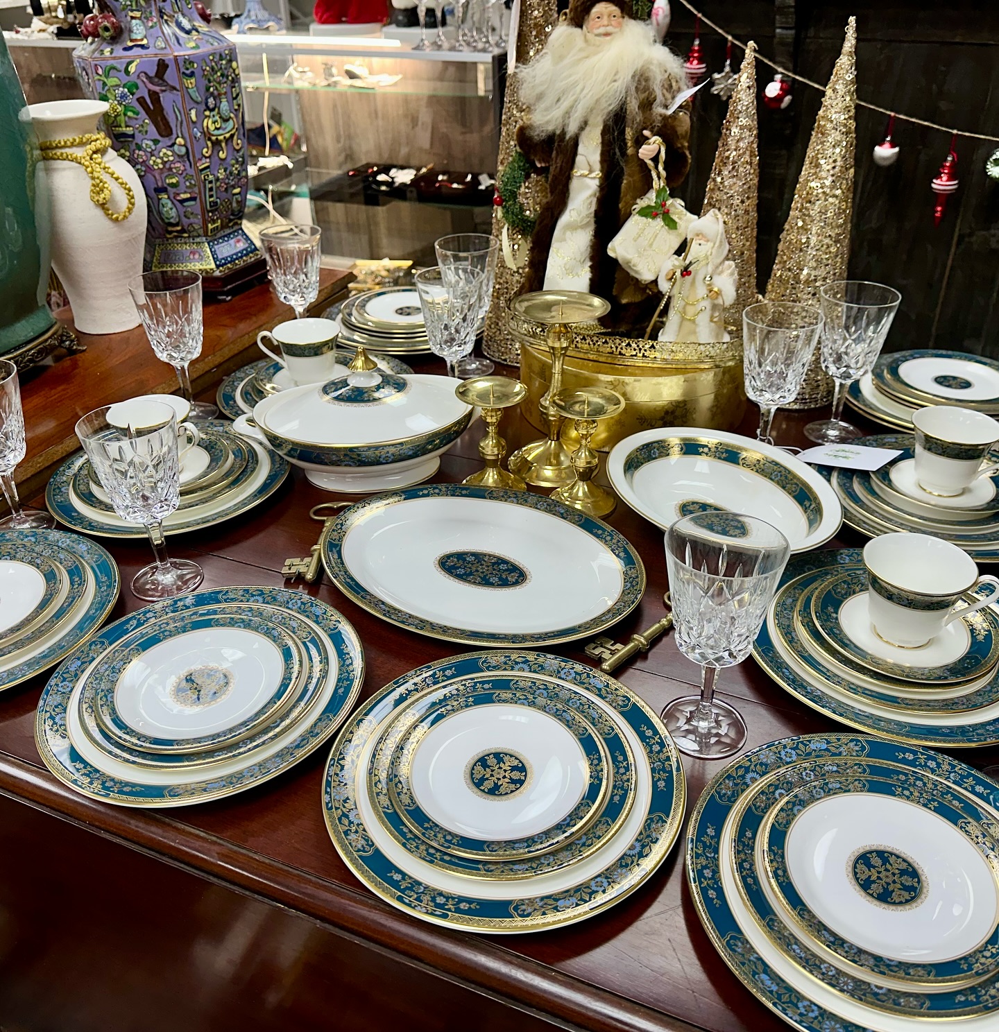 SOLD!!!! This might be the set you