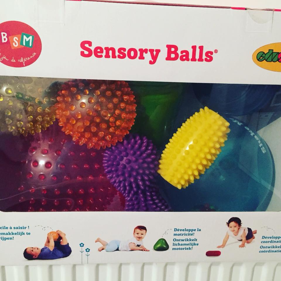 Edushape – Balles À Enfiler – Jeu De Motricité Fine Dès 12 Mois – Textures Et Couleurs Variées