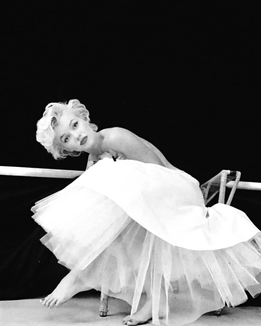 marilyn monroe white dress blowing up - Wind-Blown Photograph | Vintage Framed Print - Small Marilyn Monroe poses over a