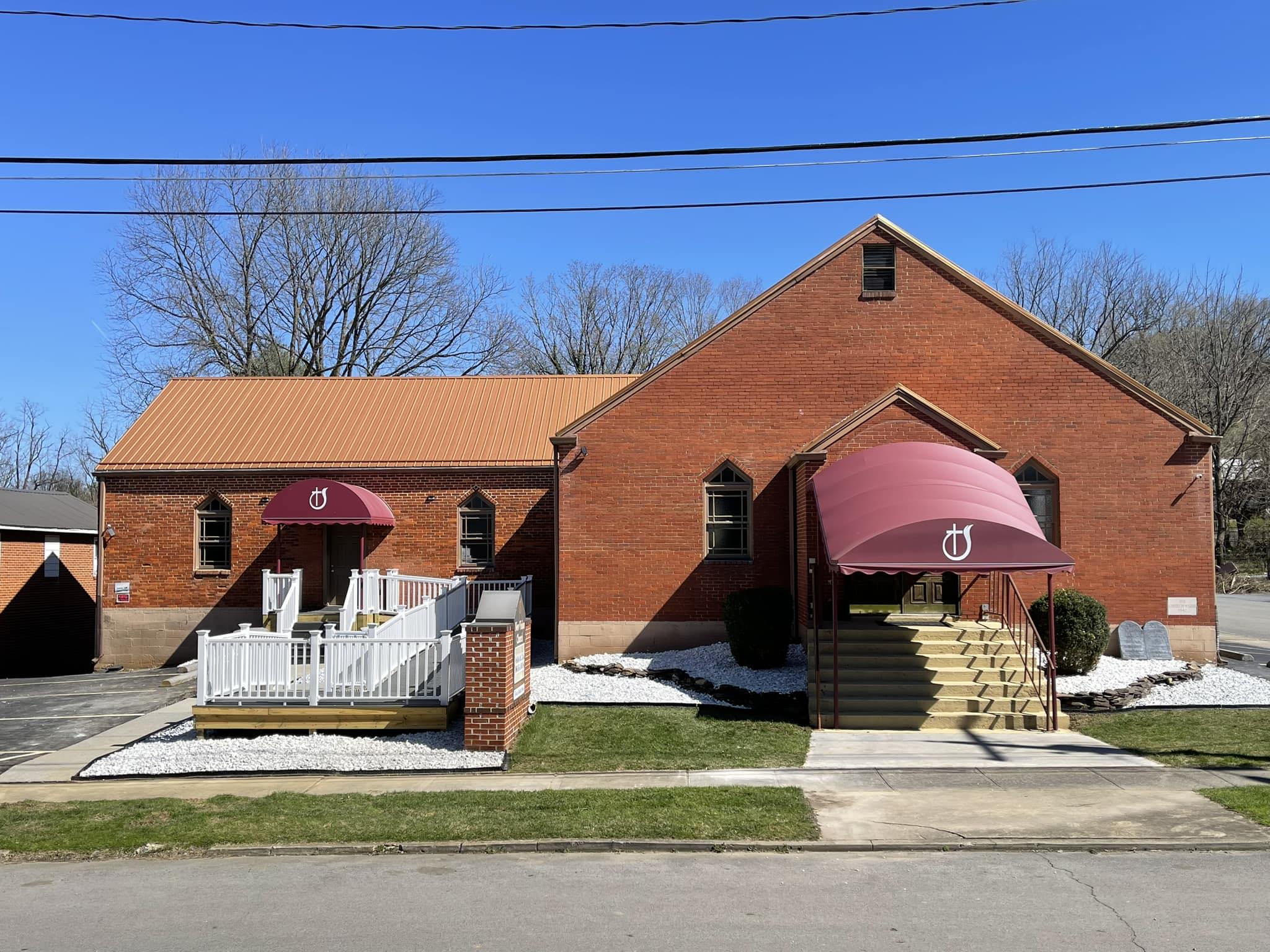 The MHC Warming Center does more... - Joshua Amanda Moore | Facebook