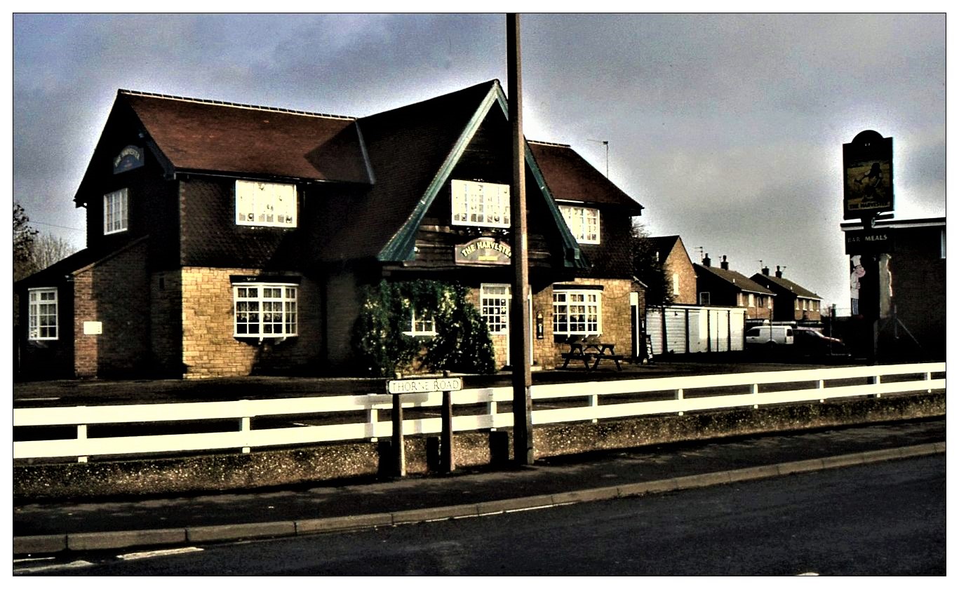Stainforth - Stainforth Nov 1995 rb. The Harvester Pub on Thorne Road ...