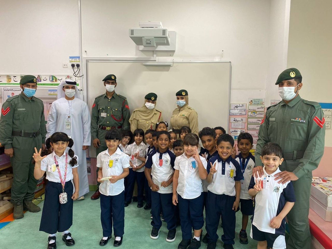 dubai-police-dubai-police-familiarise-25-schools-with