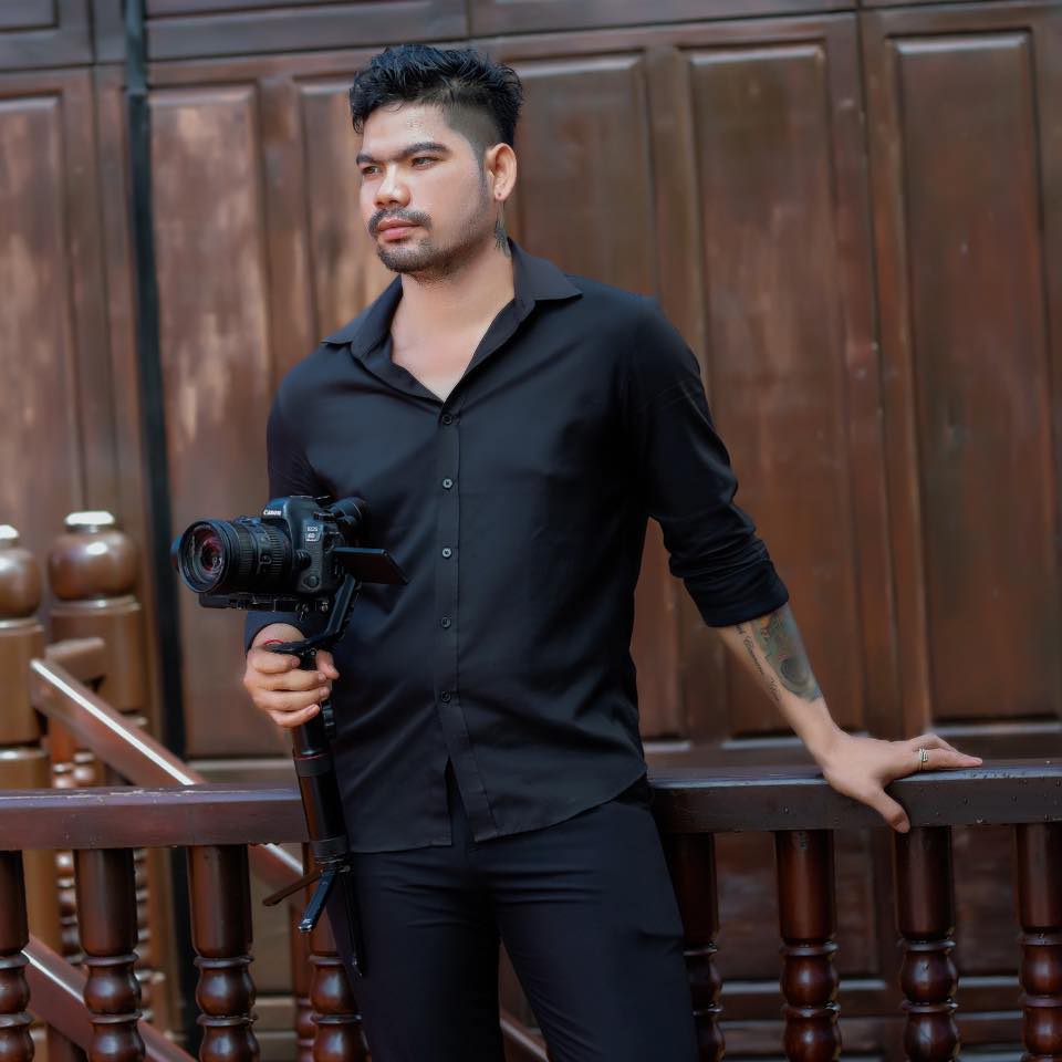 សកម្មភាពថតព្រីវិឌីងរបស់ Oun Pich🥰 | By Duong Chan Rith | Facebook