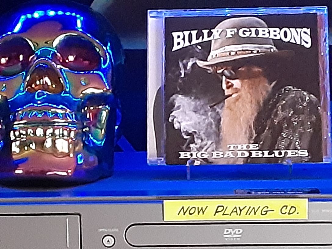 Now Playing: Billy Gibbons – The Big Bad Blues (2018 LE). After