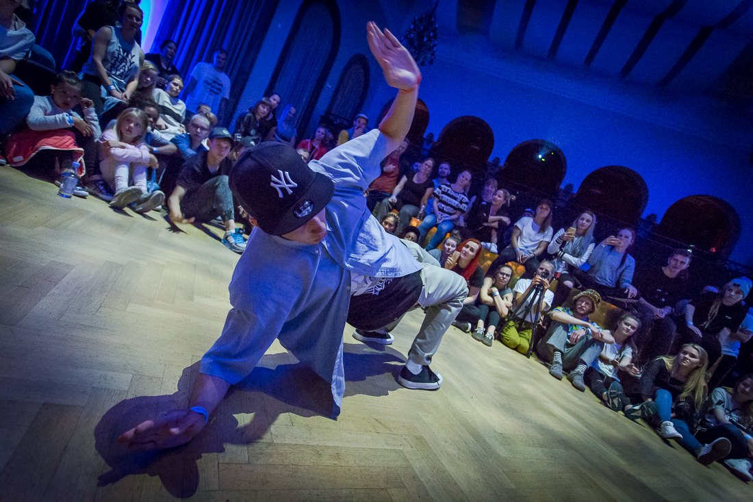 Rakastan 🤎 #waacking | Sanaz Hassani / Choreographer / Dancer / Dance ...