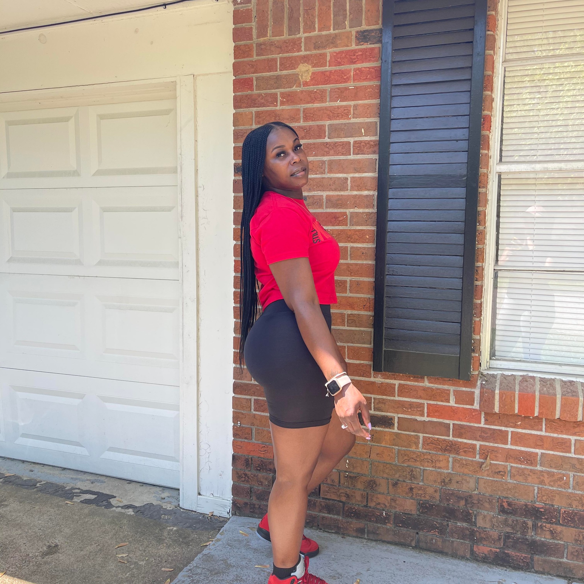Ashley R Brown