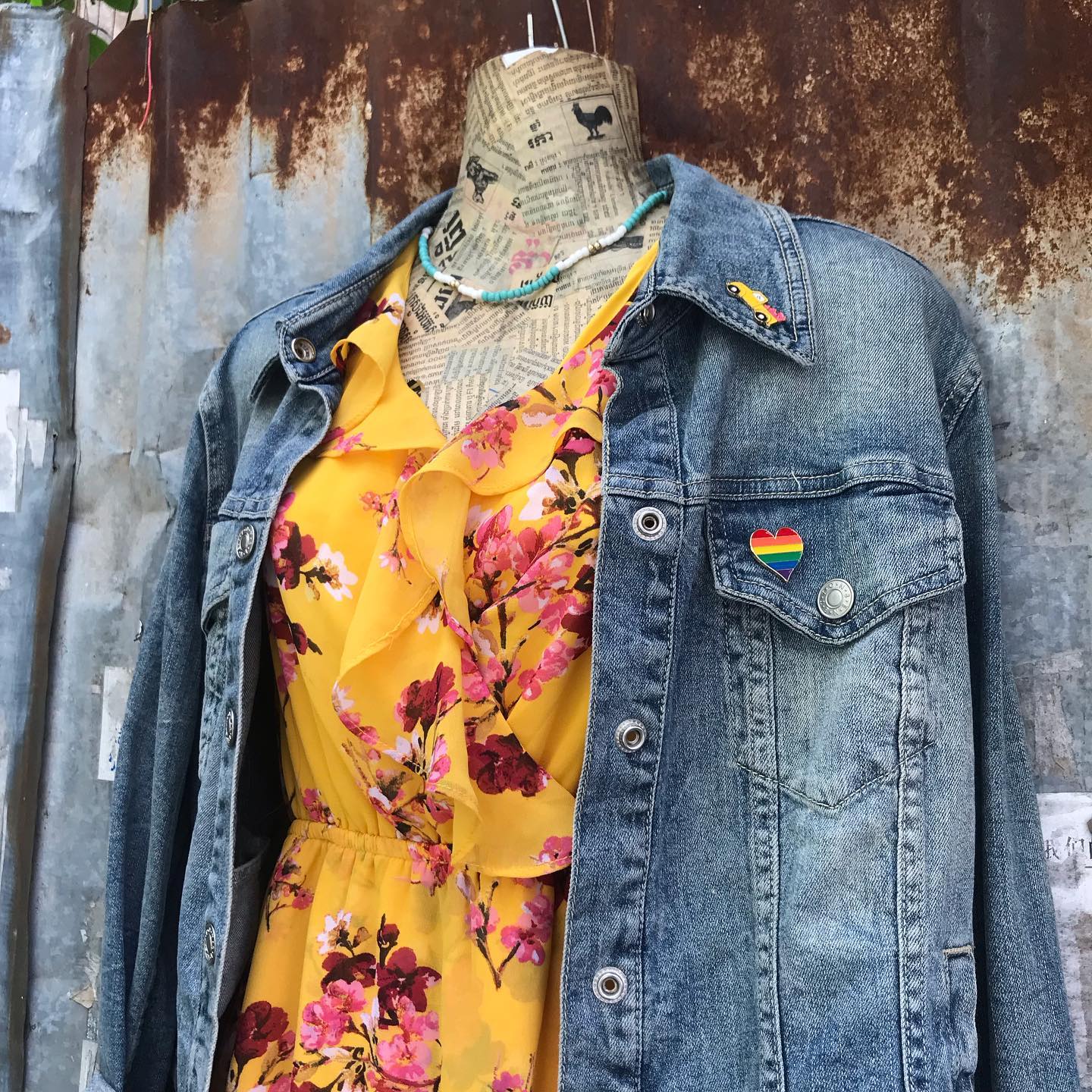yellow floral dress with denim jacket Cute little frock 😍 Paired perfectly a gorgeous by @benetton Weekends are made for thrifting, stop on by our shop 12 to 6pm-Friday/Saturday/Sunday ♻️👗🌏🇰🇭❤️ No events for us White dress and denim Color:black red DR5134 Pink Cotton Knit Midi 510” tall