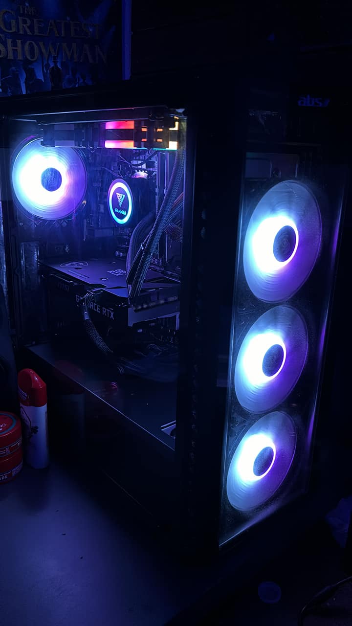 Hey guys is this worth $815? Graphics card: rtx 3060 CPU: i5 10500
