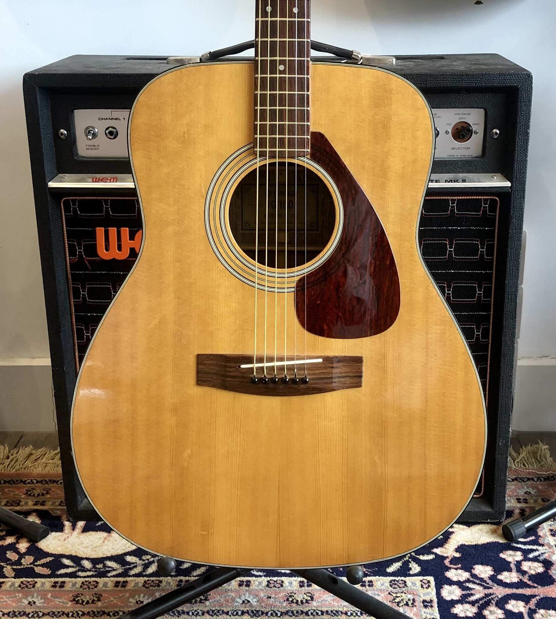 Has anyone bought a vintage Yamaha FG-201B from Japan online?