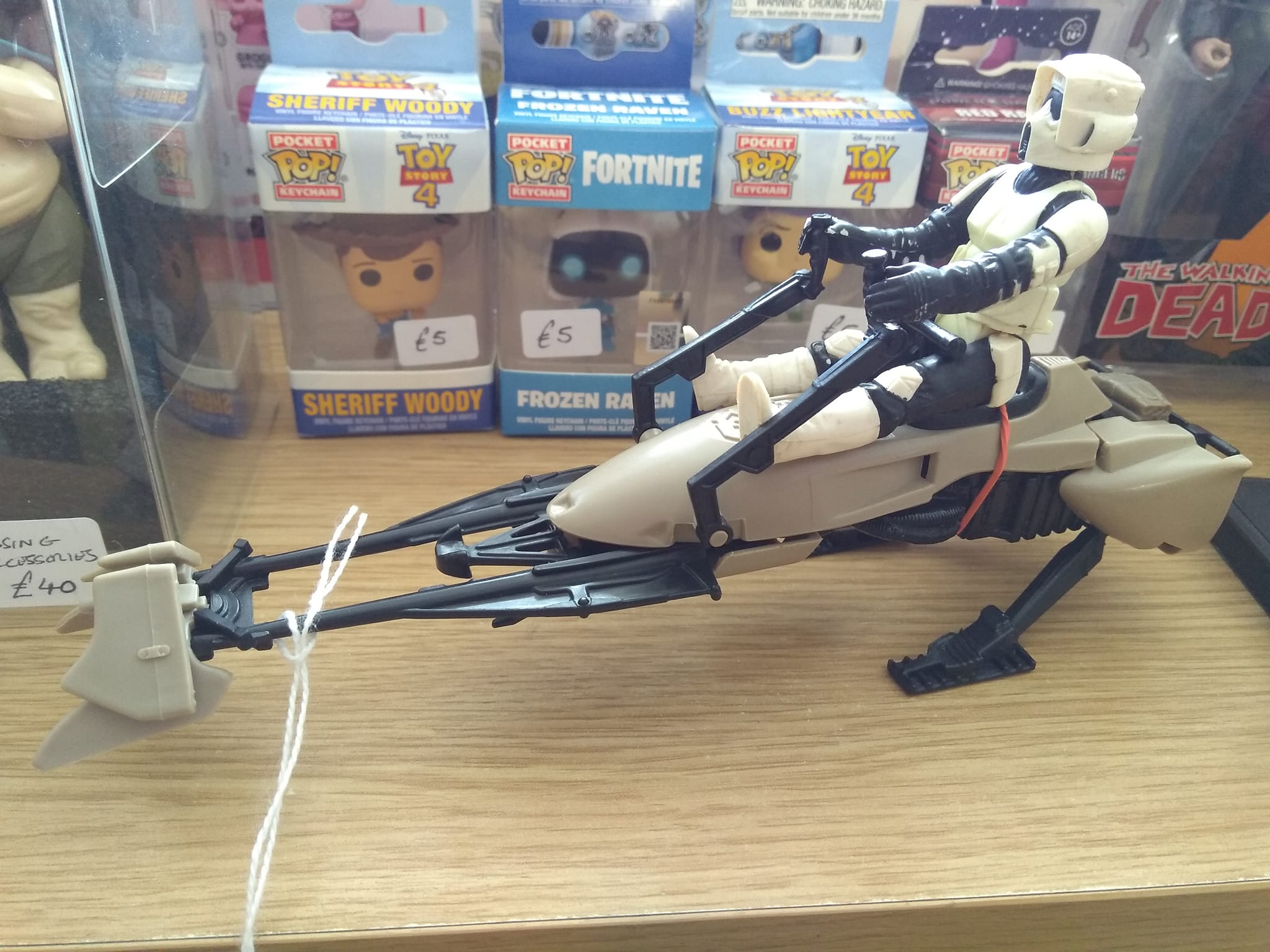 1983 Kenner Star Wars: Return Of The Jedi Speeder Bike commercial