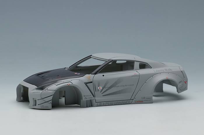 MakeUp 新品預購 Preorder! 1/43 1/43 EM460 NISSAN GT-R 2019