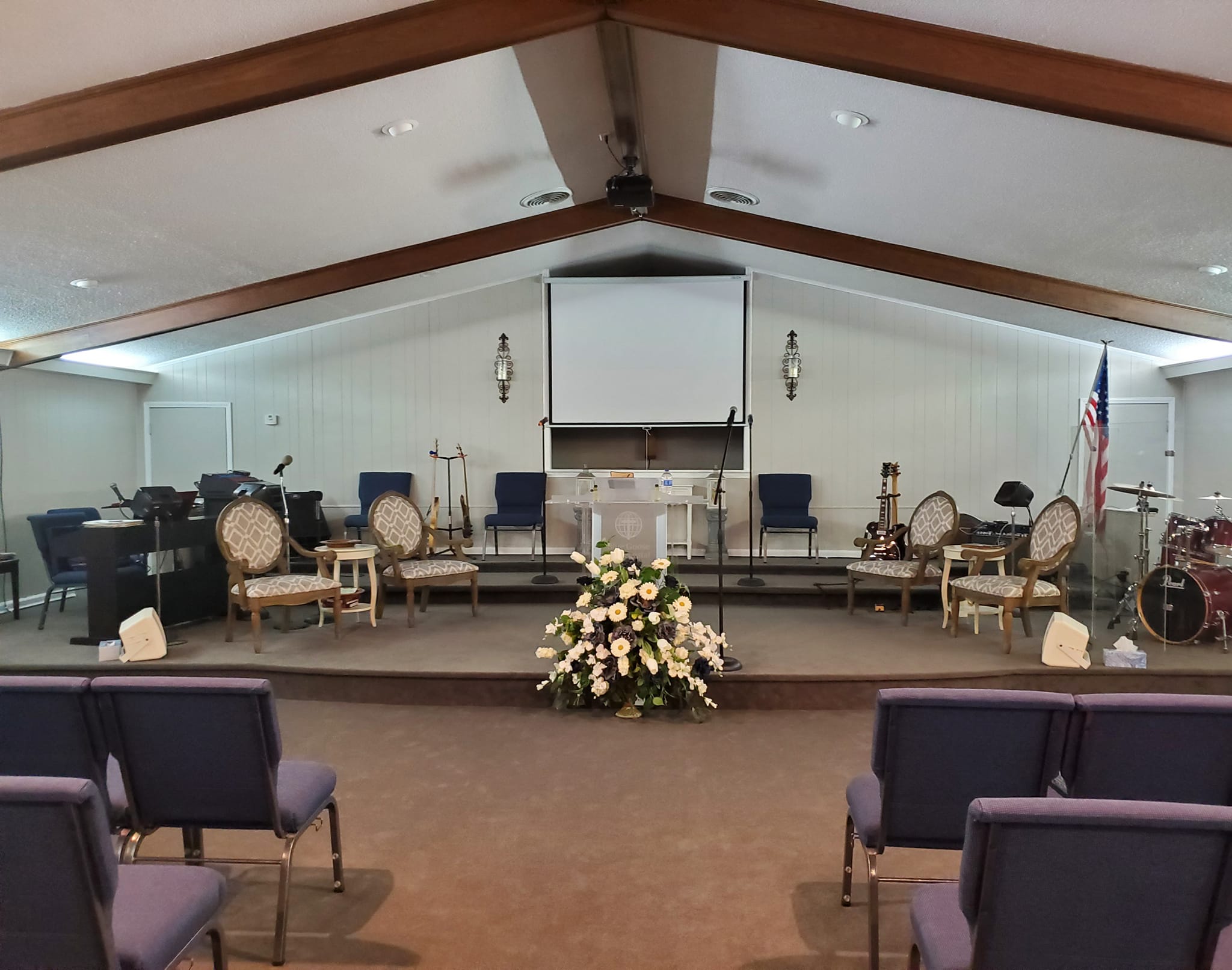 New Life Pentecostal Church... - New Life Pentecostal Church