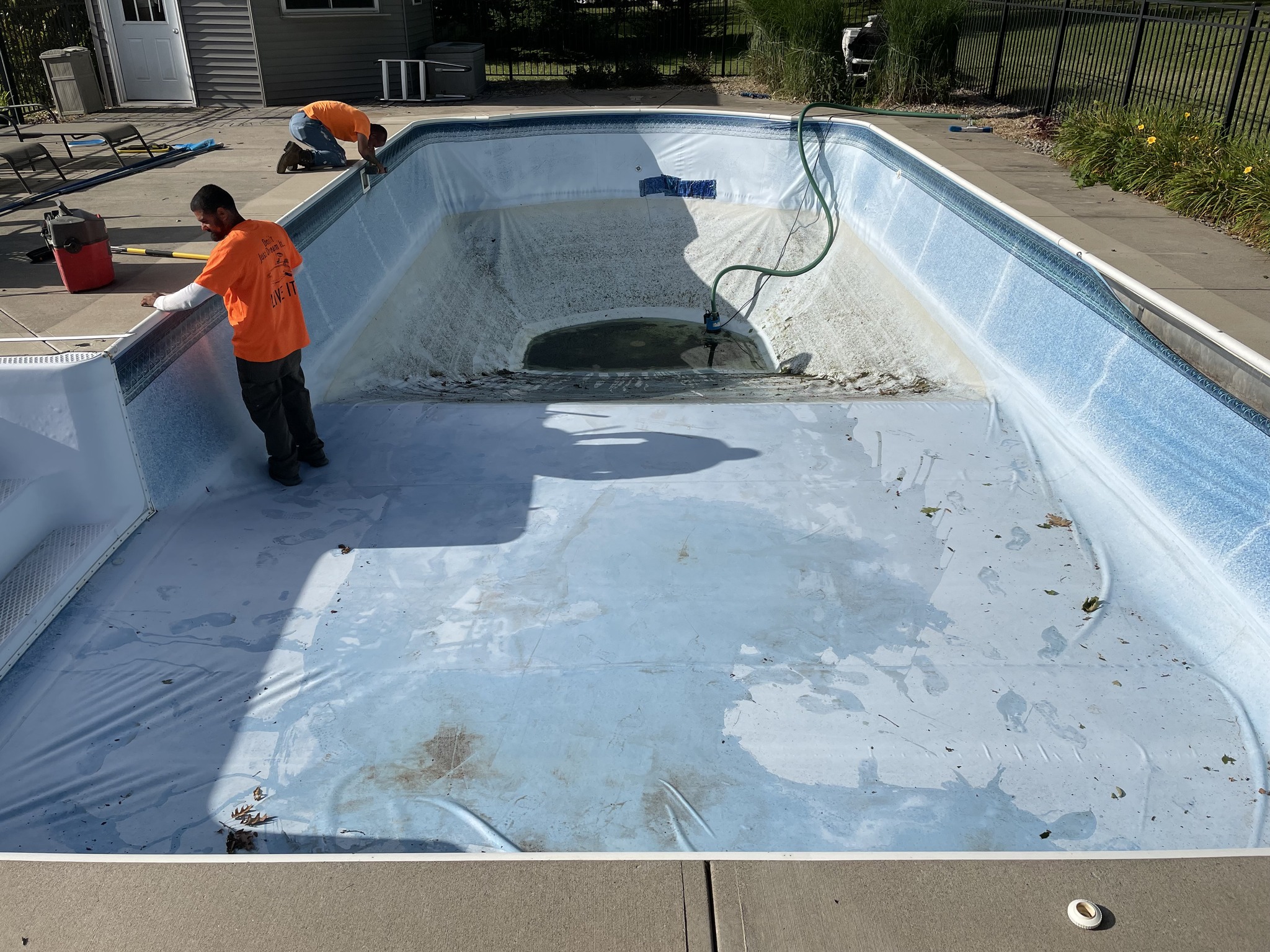 📸 LPS Pool Crashers: Liner... - Liverpool Pool & Spa | Facebook