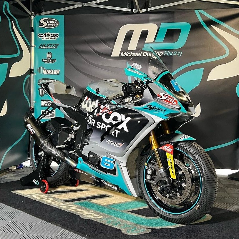 Yamaha R6 Michael Dunlop MD Racing equipped with SC-Project SC1-R
