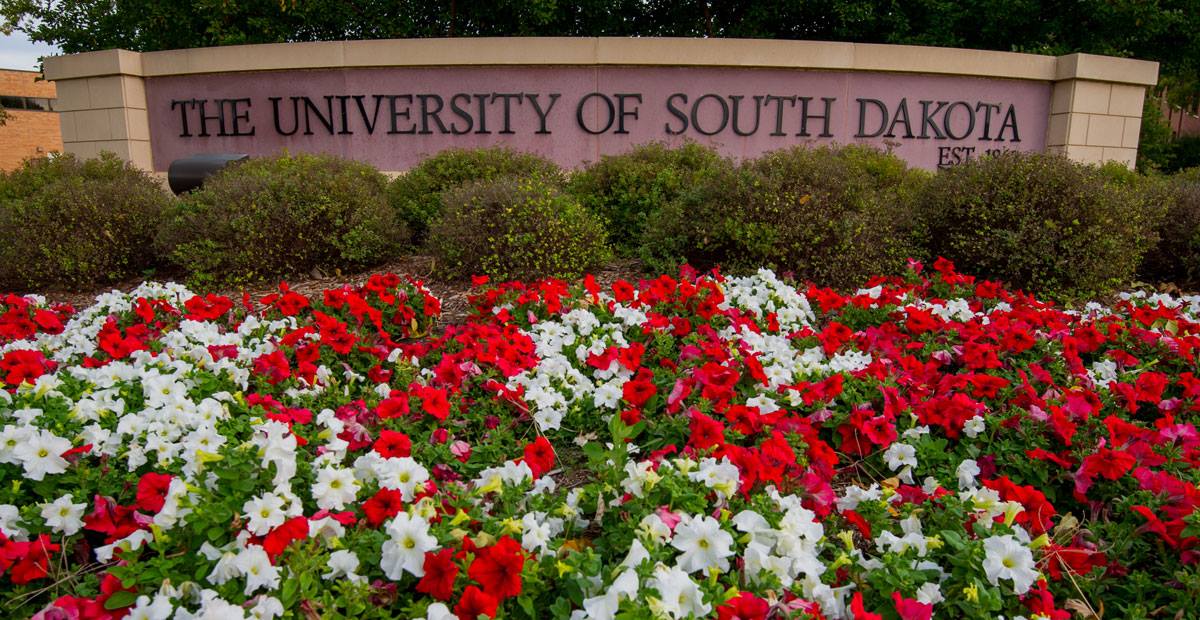 University of South Dakota Student Alumni Association | Vermillion SD