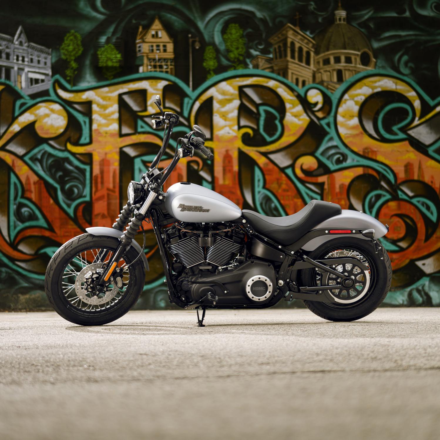 Harley-Davidson - こんな風に煽られてみたかった。 #ハーレー #harley 