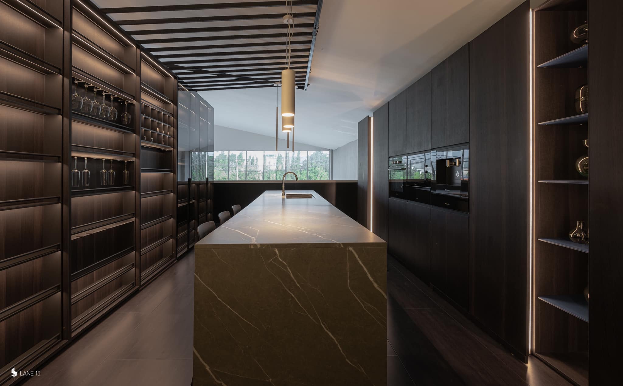 Interior Decor Pics - A great African connection in this piece. 📷 ...